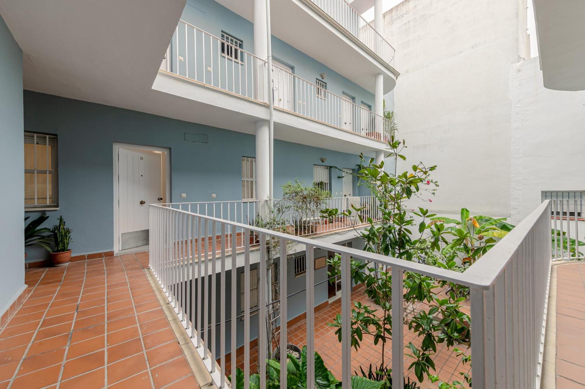 Isg Apartments Becquer Free Parking Inside The Building, Seville